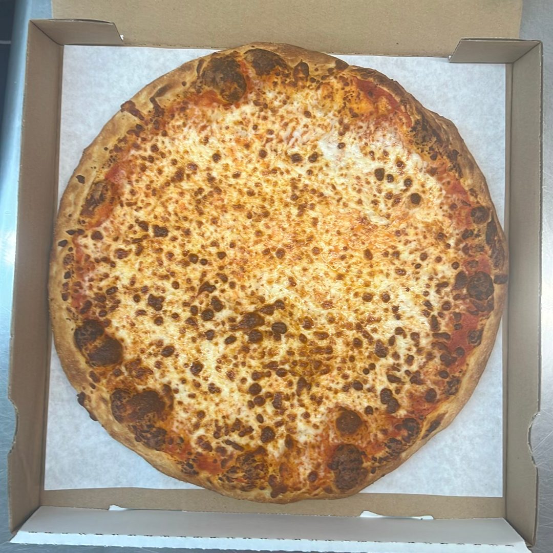 Medium 1 Topping Pizza.